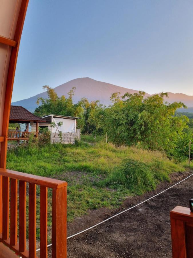 Family Rinjani Bungalow Sajang Esterno foto