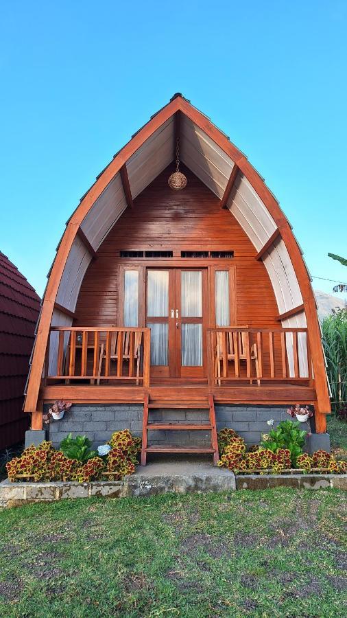 Family Rinjani Bungalow Sajang Esterno foto