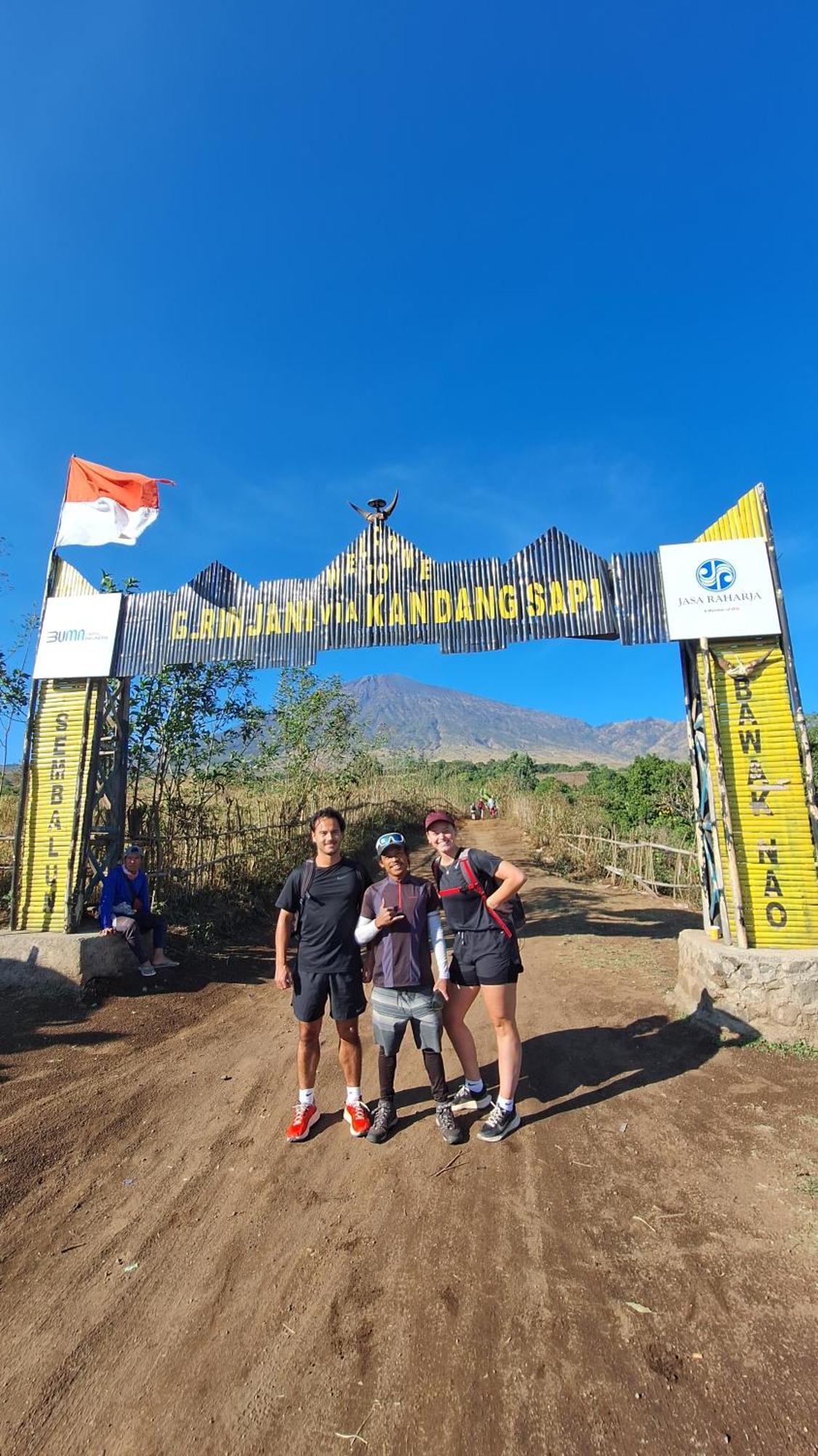 Family Rinjani Bungalow Sajang Esterno foto